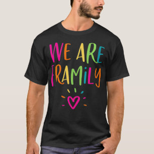 T-shirt Femmes Famille Amis Et Réunion De Famille Se Réuni