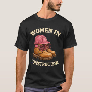 T-shirt Femmes sur des bottes de travail de construction e