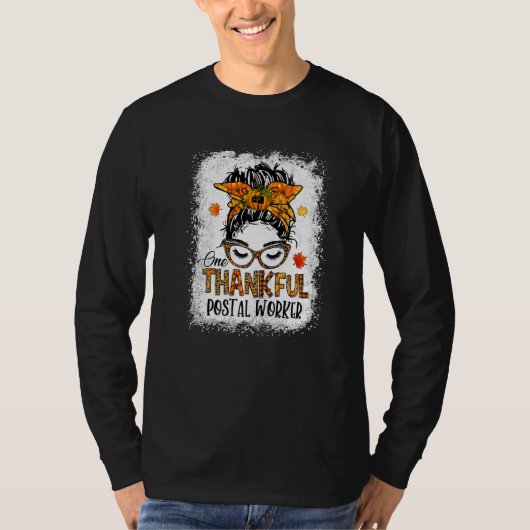T-shirt Femmes Un Merci Postal Worker Messy Bun Fall (Devant)
