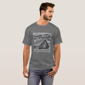T-shirt Fermes | BW American Flag Barn Scene (Devant entier)