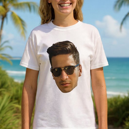T-shirt Fête d'anniversaire de Bachelorette avec découpe d