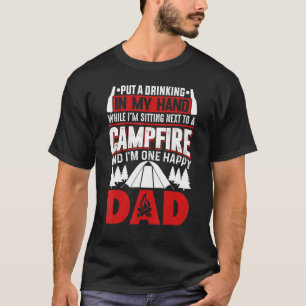 T-shirt Feu De Campagne Et Boire À La Main - Bon Père Camp