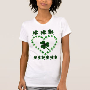 T-shirt Feuille de shamrock et guirlande de coeur