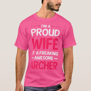 T-shirt Fier Épouse De Frédérer L'ARCHER Épatant
