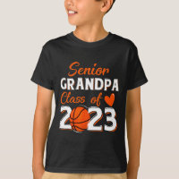 Fier grand-père d'un basketteur senior 2023