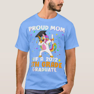 T-shirt Fier Maman D'Un 2022 Diplômé De 5E Année Dabbing U