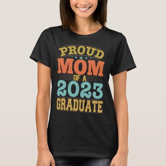 T-shirt Fier Maman D'Un Diplômé De 2023 (Devant)