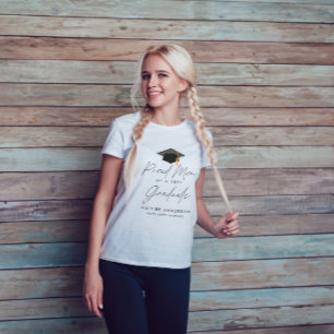 T-shirt Fier maman d'une classe de 20YY script de diplôme