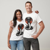 T-shirt Fierce Cobra Snake Illustration Bold Power Design (Unisexe)