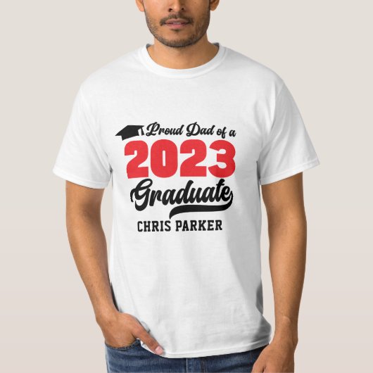 T-shirt Fière DAD d'un 2023 Graduate Red Bold Script (Devant)