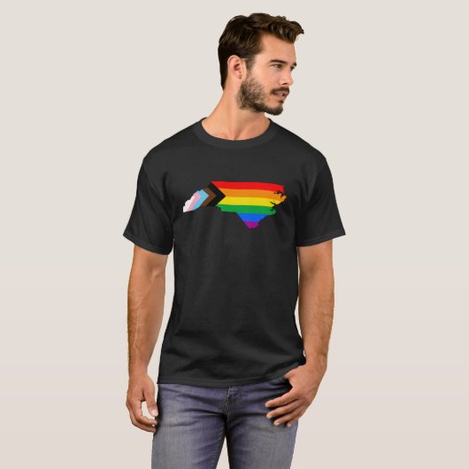 T-shirt Fierté d'État de Caroline du Nord LGBTQ Progress P (Devant entier)