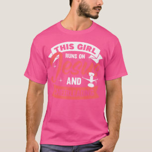 T-shirt Fille de pom-pom girl Cette fille tourne à Jésus e