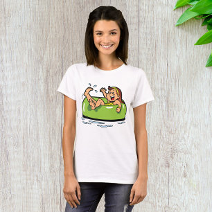 T-shirt Fille flottant dans un tube de piscine