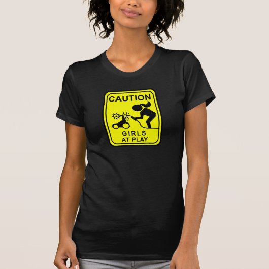 T-shirt Filles de précaution au jeu (Devant)