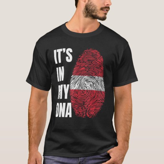 T-shirt Fingerprint DNA Biometry Latvia Flag (Devant)