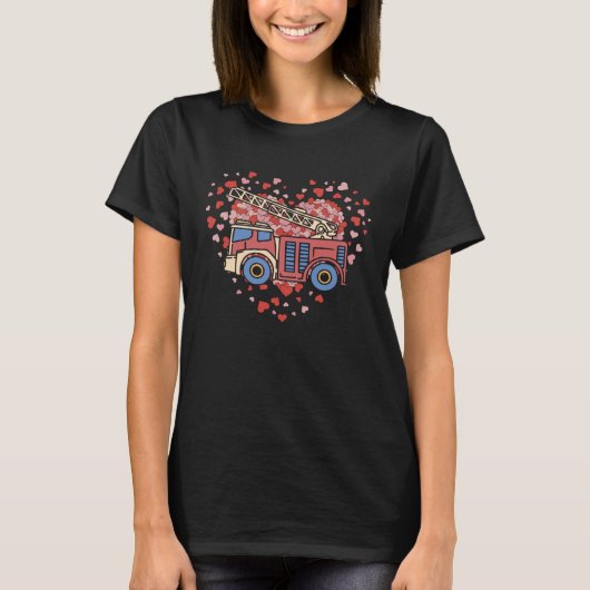 T-shirt Firetruck Valentine's Day Hearts Fire Kid Trucks (Devant)