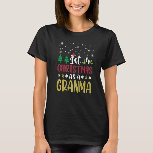 T-shirt First Christmas As A Grandma (Devant)
