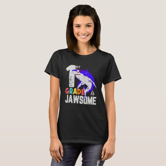 T-shirt First Grade Boys Girls JawSome Shark First Day of (Devant entier)