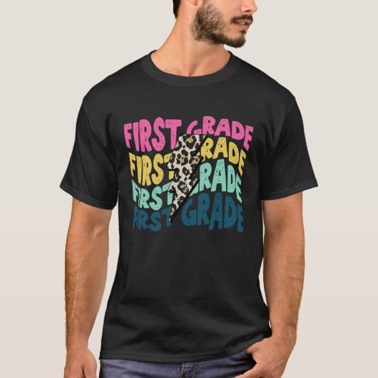 T-shirt First Grade Leopard Lightning Bolt Teacher Back To (Devant)