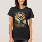 T-shirt First Grade Teacher Back to School Rainbow Leopard (Devant)