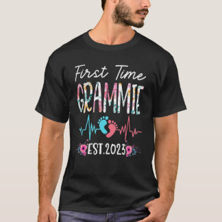 T-shirt First Time Grammie 2023 Mothers Day Christmas Soon