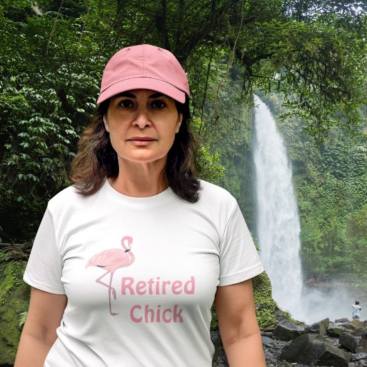 T-shirt Flamant rose de poussins à la retraite amusant Hum
