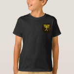 T-shirt Flamme de Menorah<br><div class="desc">Un rendu numérique de la menorah juive à sept branches (hébreu : מְ וֹ נ רָ ‎). La menorah à sept branches, utilisée dans le sanctuaire portatif mis en place par Moïse dans le désert et plus tard dans le Temple de Jérusalem, est un symbole du judaïsme depuis des temps...</div>