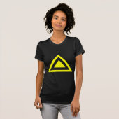 T-shirt Flèche triangulaire 01 (Devant entier)