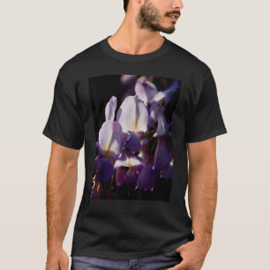 T-shirt Fleur de vigne de glycine sur fond flou avec noir