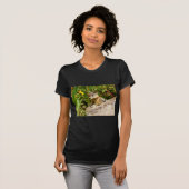 T-shirt Fleurs Jaunes et petit Chipmunk mignon (Devant entier)
