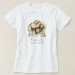 T-shirt Floral Cowgirl Casquette mariée Posse Floral Horse<br><div class="desc">Rassemblez votre pochette de mariée en style avec ce tee-shirt casquette à l'aquarelle fleurie, idéal pour les week-ends de bachelorette à thème occidental, les escapades en ranch rustique ou les célébrations country-chic. Doté d'un fer à cheval à fleurs et d'un nom de script personnalisé, il est fait pour les épouses...</div>