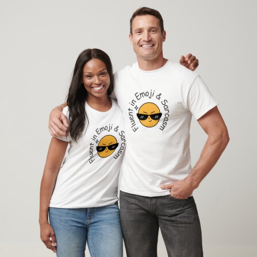 T-shirt "Fluent in Emoji and Sarcasm" Drôle (Unisexe)