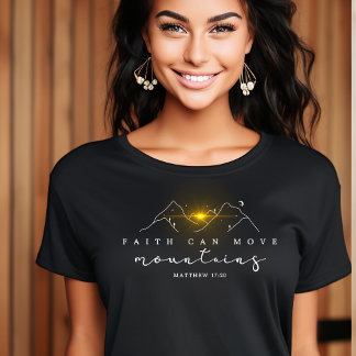 T-shirt Foi chrétienne Lever du soleil dans les montagnes 
