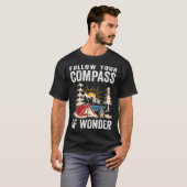 T-shirt Follow Your Compass Of Wonder Camping (Devant entier)
