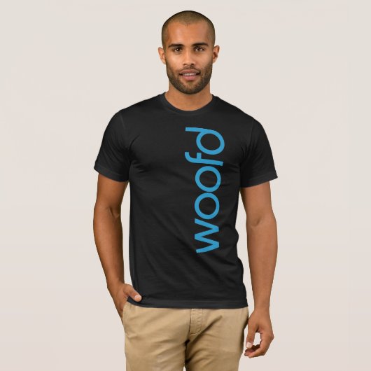 T-shirt foncé de "Woofd" (Devant entier)