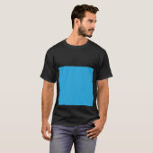 T-shirt fond bleu avec chat noir et blanc sur (Devant entier)