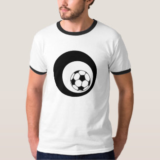 T-shirt football. cercles noirs.