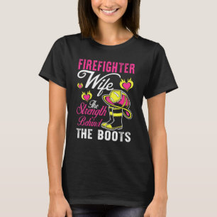 T-shirt Force De La Femme Pompière Derrière Les Bottes Hom