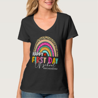T-shirt Fournisseur De Garderie Leopard Rainbow Bienvenue 