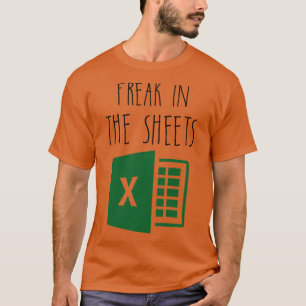 T-shirt Freak Dans Les Feuilles Drôle Coworker Comptable
