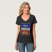 T-shirt FREE Vaccinated HUG I m Fully Vaxxed USA Flag  Vin (Devant entier)