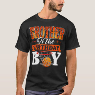 T-shirt Frère de basketball du garçon fêté de la famille