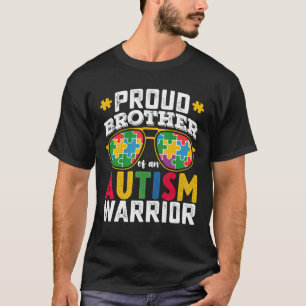 T-shirt Frère fier d'une famille de guerriers de l'autisme