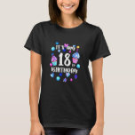 T-shirt Fun Cupcake Son My 18th Birthday Shirt 18 Year old<br><div class="desc">Fun Cupcake C'Est Ma Chemise D'Anniversaire 18 Ans.</div>