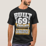 T-shirt Funny 69th Birthday B Day Cadeau disant âge 69 ans<br><div class="desc">Funny 69th Birthday B Day Venin Saying Age 69 Year Joke</div>