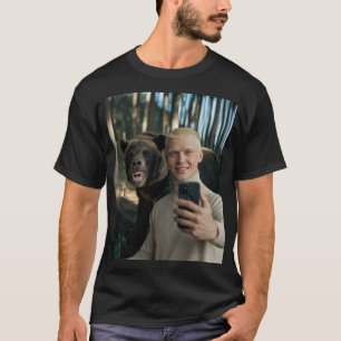 T-shirt Funny Bear Selfie Custom Tee - Trending Now
