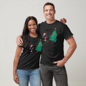 T-shirt Funny Black Cat Pushing Christmas Tree Over Cat Wh (Unisexe)