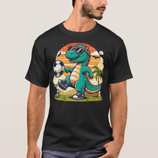 T-shirt Funny Dinosaur Playing Soccer (Devant)