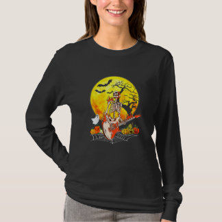 T-shirt Funny Halloween Funny Skeleton Playing Guitar Pump
