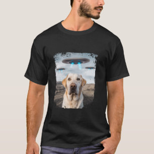 T-shirt Funny Labrador Retriever Chien Selfie avec un OVNI